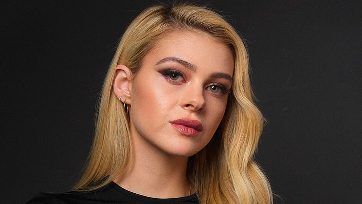 Nicola-Peltz-Beckham