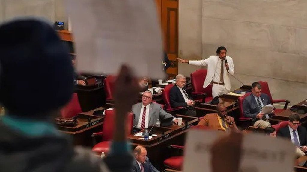 Justin Jones speaks in the chamber in Nashville on Thursday