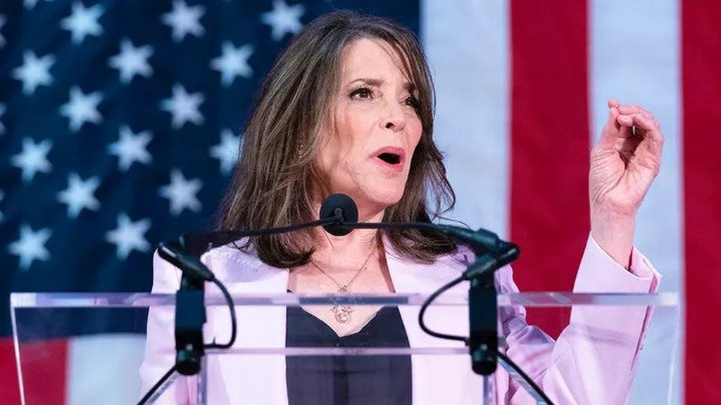 Marianne Williamson speaks to the crowd as she launches her 2024 presidential campaign in Washington